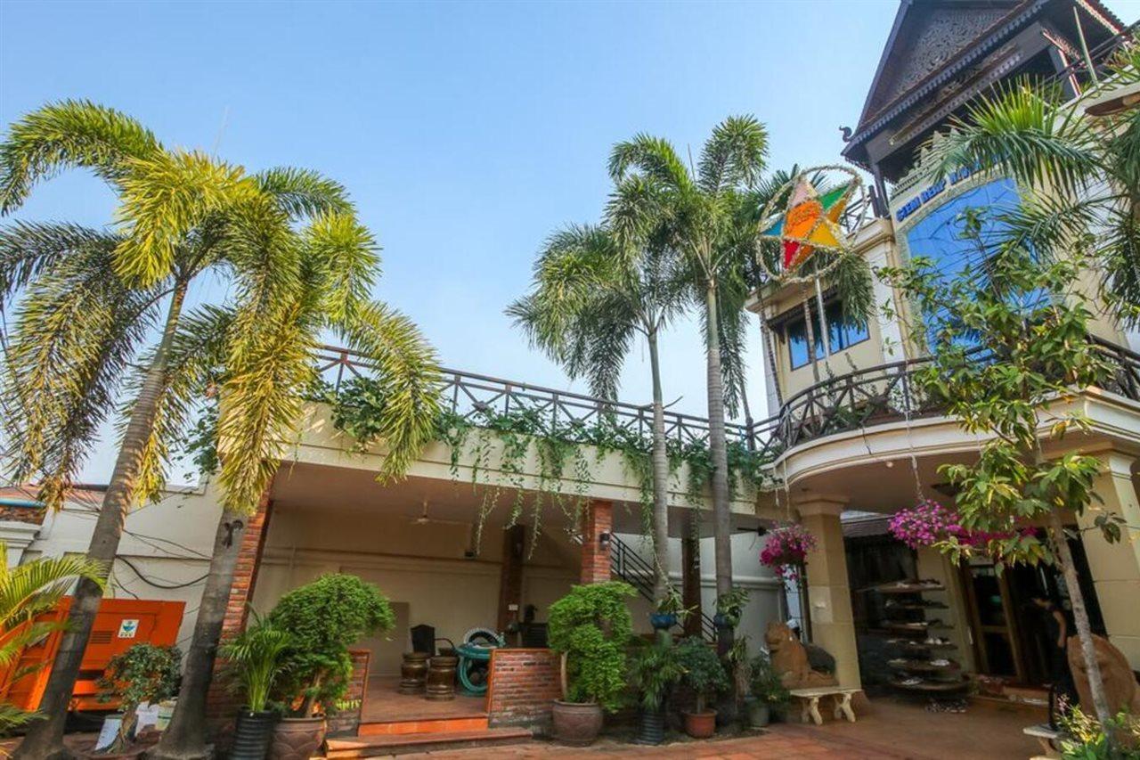 Siem Reap Riverside Hotel Exteriör bild