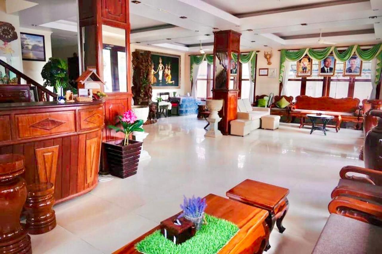Siem Reap Riverside Hotel Exteriör bild